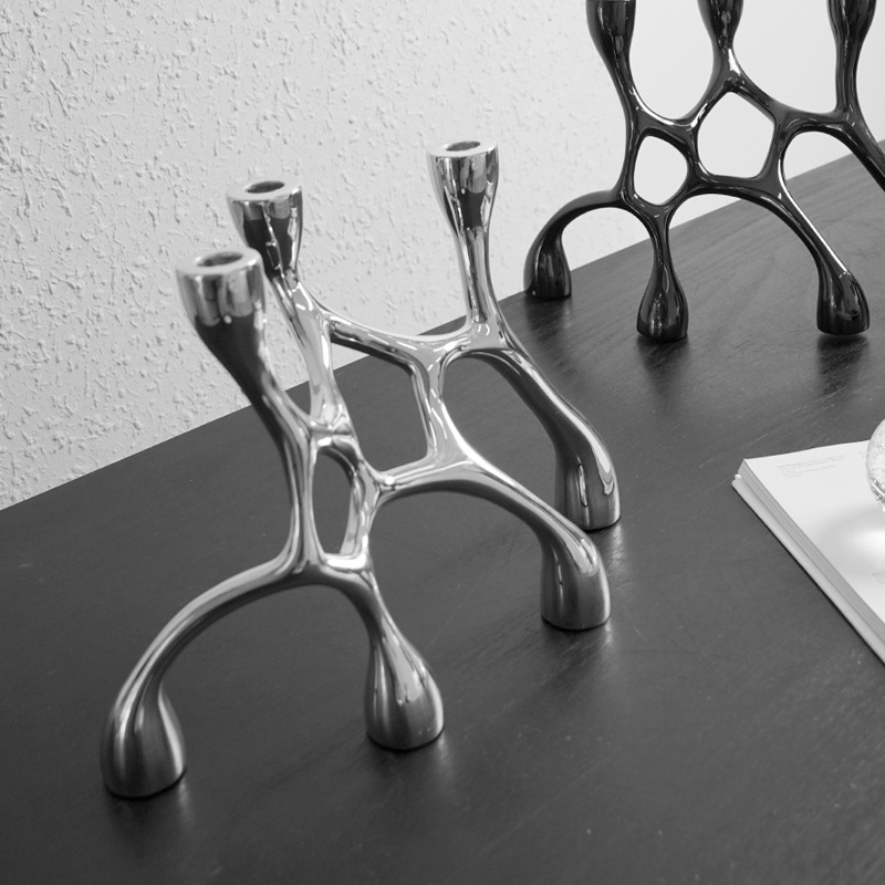 Srebrne, nieregularne świeczni – Resin Art Stand recenzja i cena